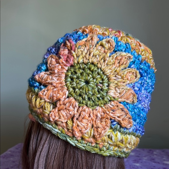crochet hats Accessories - Crochet mammoth sunflower beanie soft acrylic yarn medium new